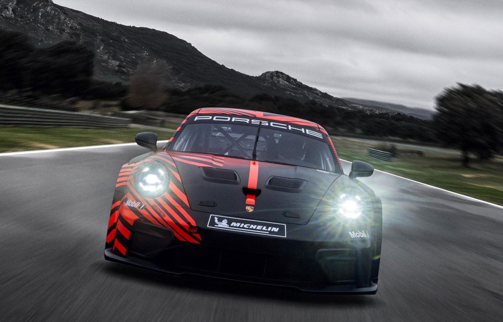 Noul Porsche 911 GT4 R: mașină de curse pentru campionatele GT4 - Poza 2