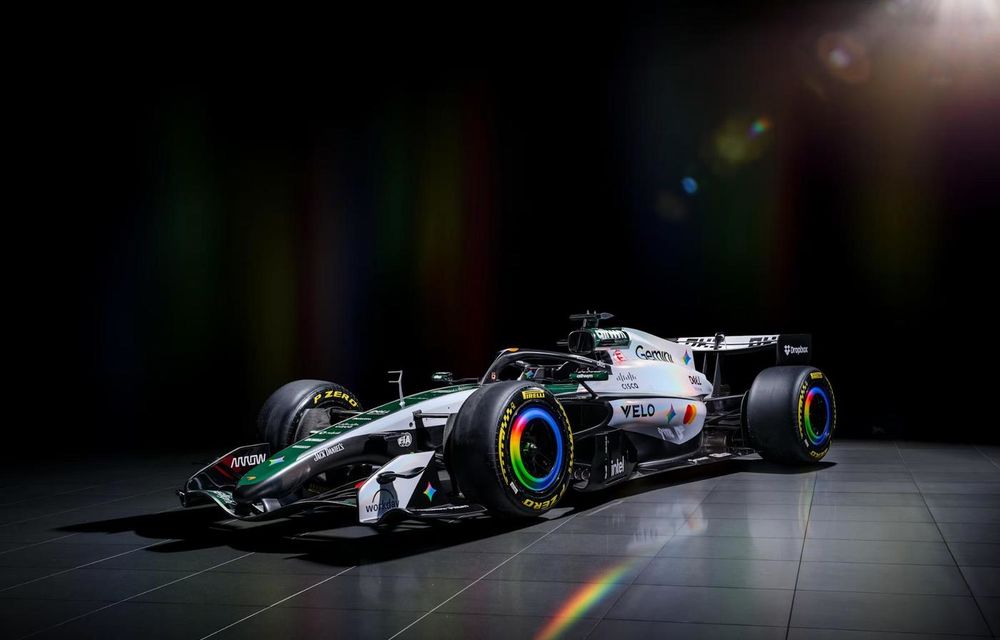 F1: McLaren prezintă o grafică specială pentru cursa de la Silverstone - Poza 1 F1: McLaren prezintă o grafică specială pentru cursa de la Silverstone - Poza 1