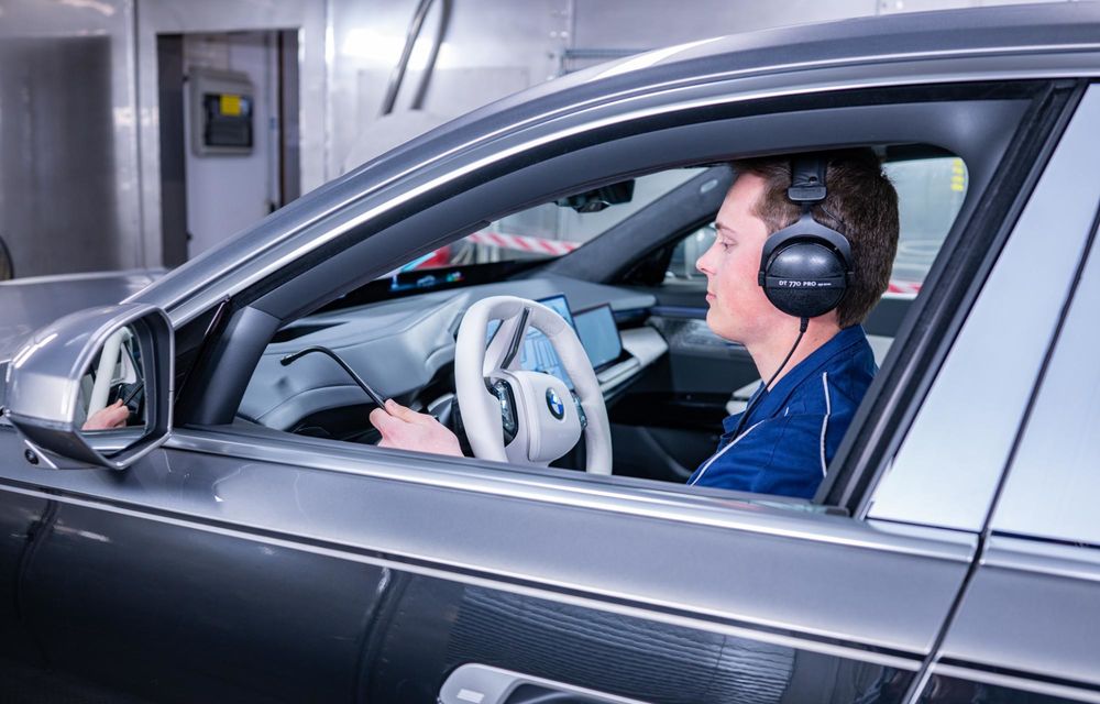 BMW demarează producția noului Seria 7 facelift - Poza 9 BMW demarează producția noului Seria 7 facelift - Poza 9