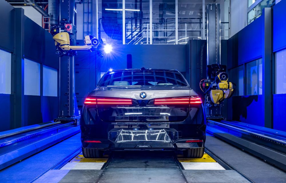 BMW demarează producția noului Seria 7 facelift - Poza 11 BMW demarează producția noului Seria 7 facelift - Poza 11