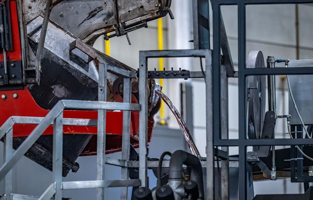 BMW demarează producția noului Seria 7 facelift - Poza 17 BMW demarează producția noului Seria 7 facelift - Poza 17