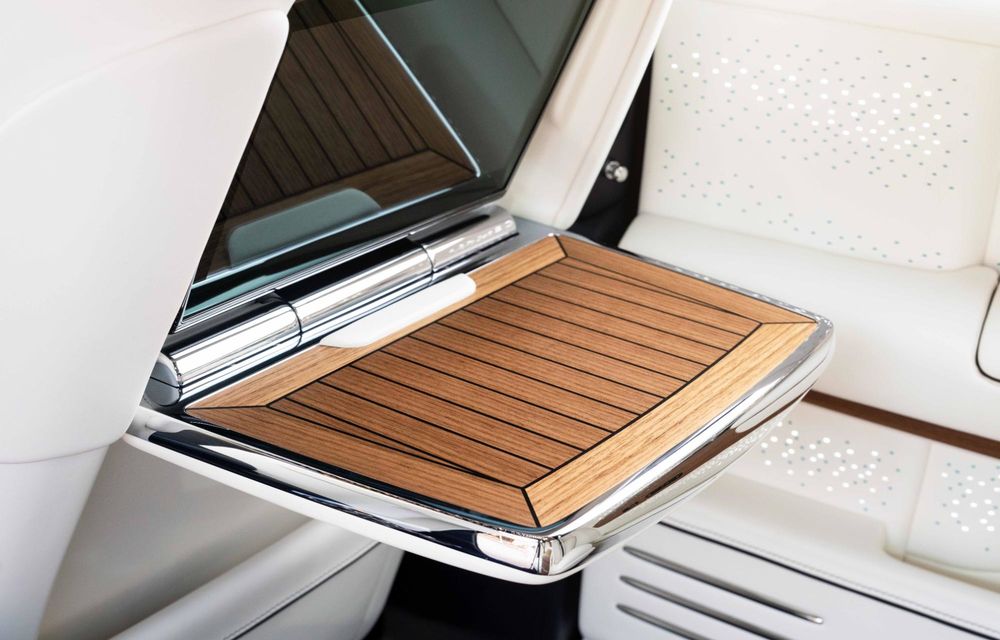 Rolls-Royce Phantom Regatta: exemplar unicat inspirat de iahturi de curse - Poza 11 Rolls-Royce Phantom Regatta: exemplar unicat inspirat de iahturi de curse - Poza 11