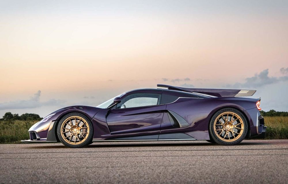Hennessey Venom F5-M: hypercar cu 2031 cai putere și cutie manuală - Poza 11 Hennessey Venom F5-M: hypercar cu 2031 cai putere și cutie manuală - Poza 11