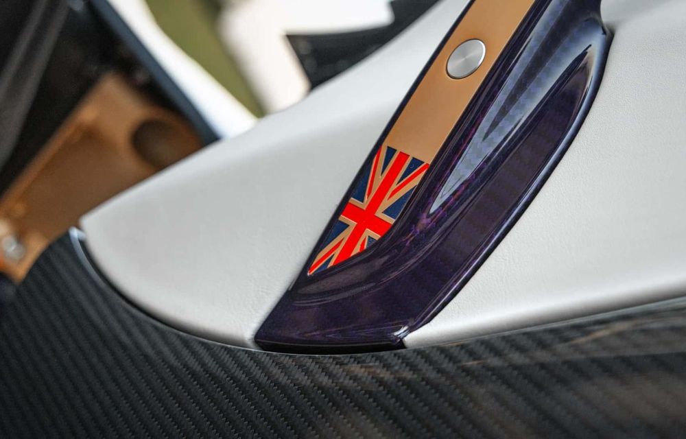 Hennessey Venom F5-M: hypercar cu 2031 cai putere și cutie manuală - Poza 26 Hennessey Venom F5-M: hypercar cu 2031 cai putere și cutie manuală - Poza 26