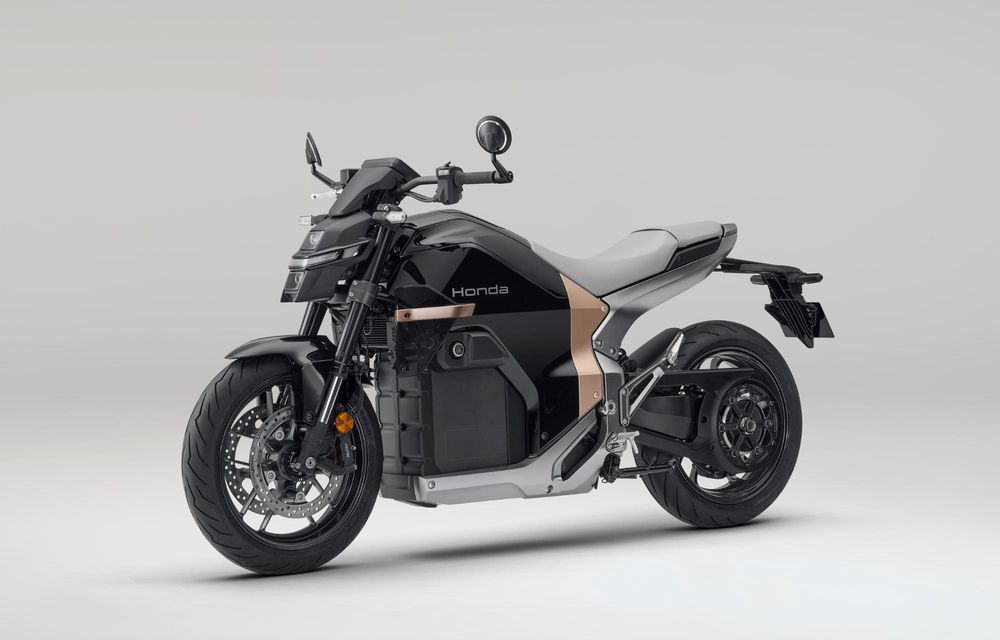 Honda lansează prima sa motocicletă electrică în Europa: start de la 14.800 euro - Poza 4 Honda lansează prima sa motocicletă electrică în Europa: start de la 14.800 euro - Poza 4
