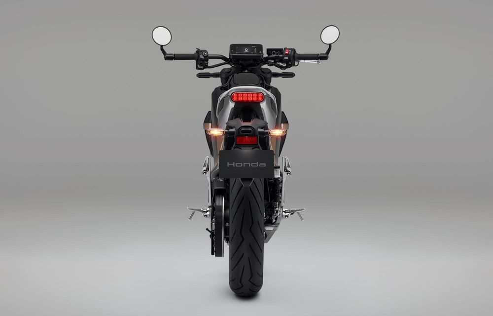 Honda lansează prima sa motocicletă electrică în Europa: start de la 14.800 euro - Poza 12 Honda lansează prima sa motocicletă electrică în Europa: start de la 14.800 euro - Poza 12
