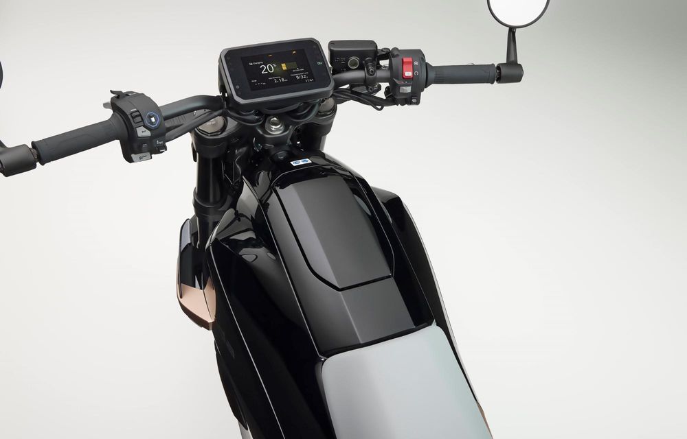Honda lansează prima sa motocicletă electrică în Europa: start de la 14.800 euro - Poza 24 Honda lansează prima sa motocicletă electrică în Europa: start de la 14.800 euro - Poza 24