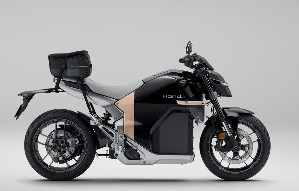 Honda lansează prima sa motocicletă electrică în Europa: start de la 14.800 euro - Poza 34 Honda lansează prima sa motocicletă electrică în Europa: start de la 14.800 euro - Poza 34