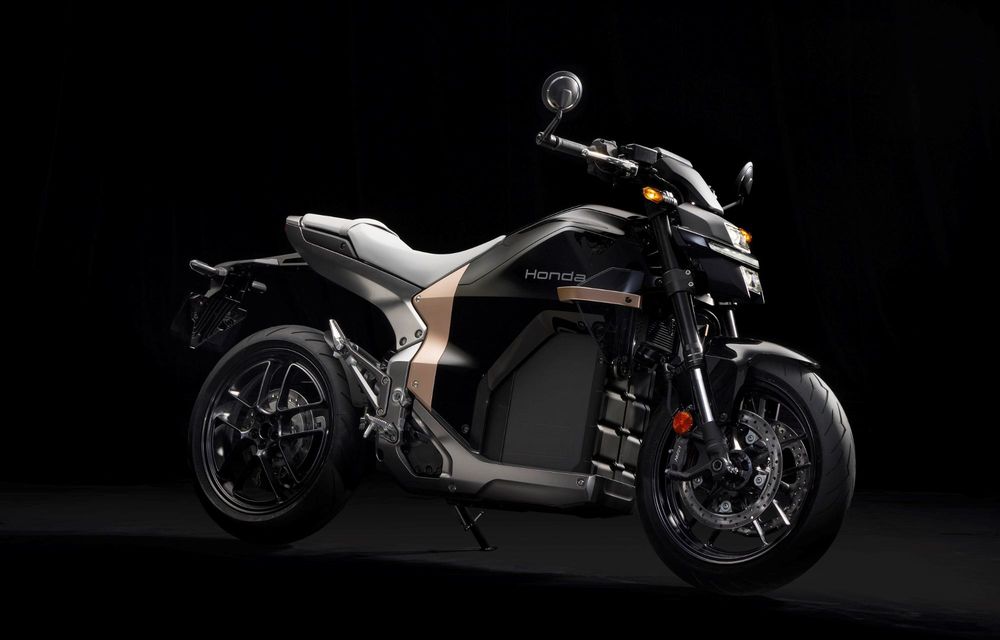 Honda lansează prima sa motocicletă electrică în Europa: start de la 14.800 euro - Poza 35 Honda lansează prima sa motocicletă electrică în Europa: start de la 14.800 euro - Poza 35