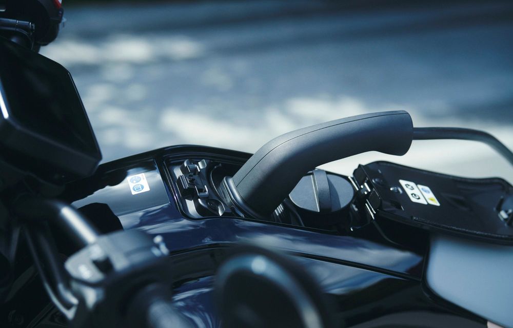 Honda lansează prima sa motocicletă electrică în Europa: start de la 14.800 euro - Poza 54 Honda lansează prima sa motocicletă electrică în Europa: start de la 14.800 euro - Poza 54