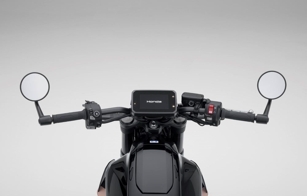 Honda lansează prima sa motocicletă electrică în Europa: start de la 14.800 euro - Poza 16 Honda lansează prima sa motocicletă electrică în Europa: start de la 14.800 euro - Poza 16