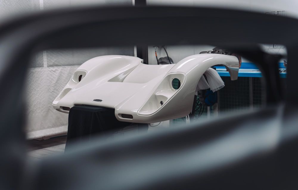 McLaren a reconstruit primul său model de stradă din istorie - Poza 12 McLaren a reconstruit primul său model de stradă din istorie - Poza 12
