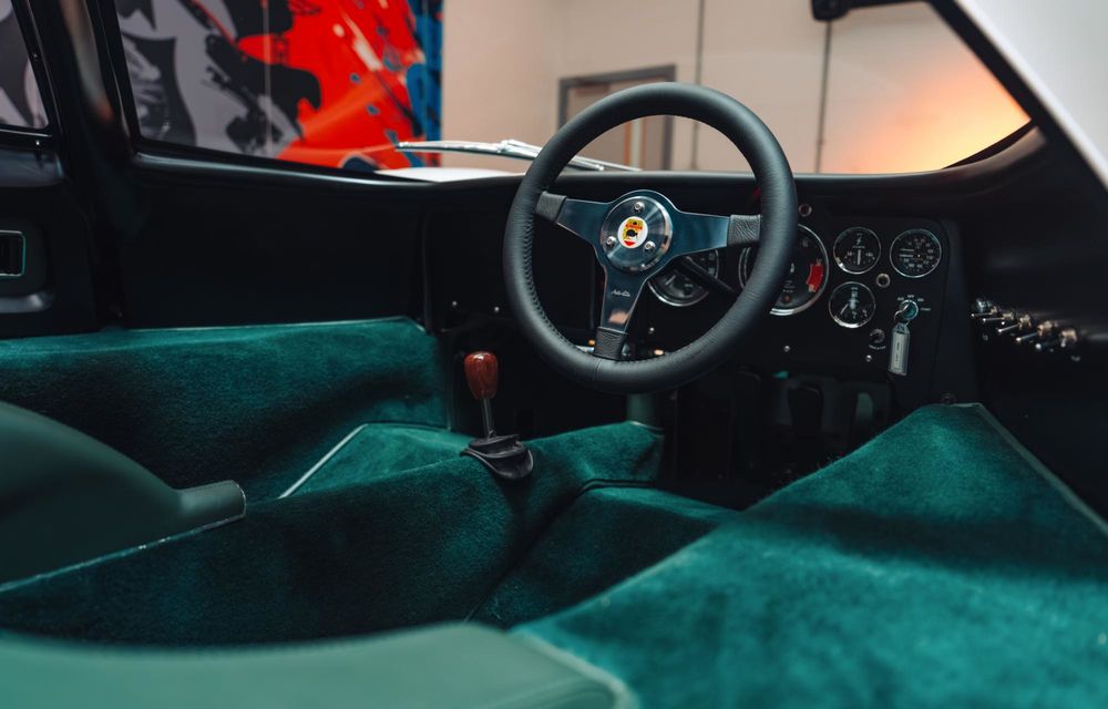 McLaren a reconstruit primul său model de stradă din istorie - Poza 20 McLaren a reconstruit primul său model de stradă din istorie - Poza 20