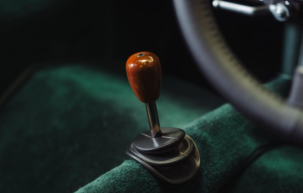 McLaren a reconstruit primul său model de stradă din istorie - Poza 22 McLaren a reconstruit primul său model de stradă din istorie - Poza 22