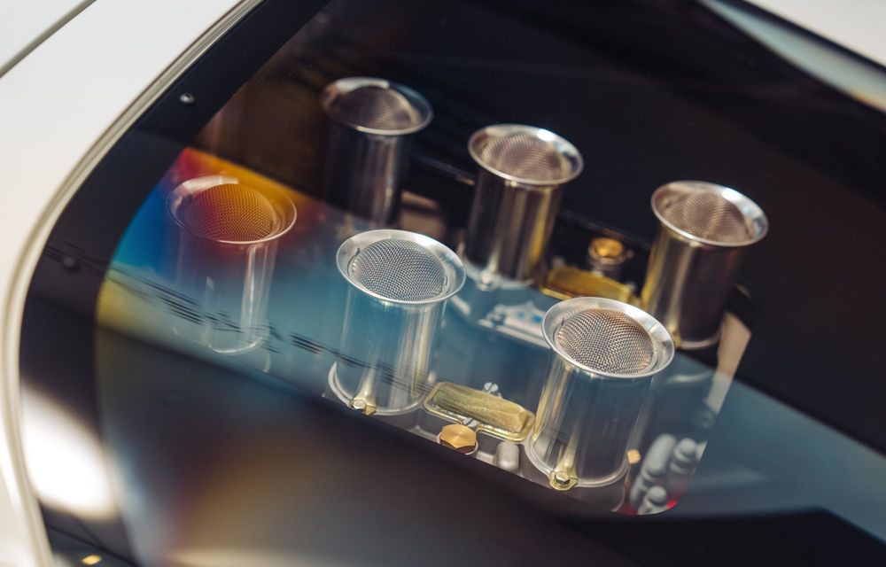 McLaren a reconstruit primul său model de stradă din istorie - Poza 24 McLaren a reconstruit primul său model de stradă din istorie - Poza 24