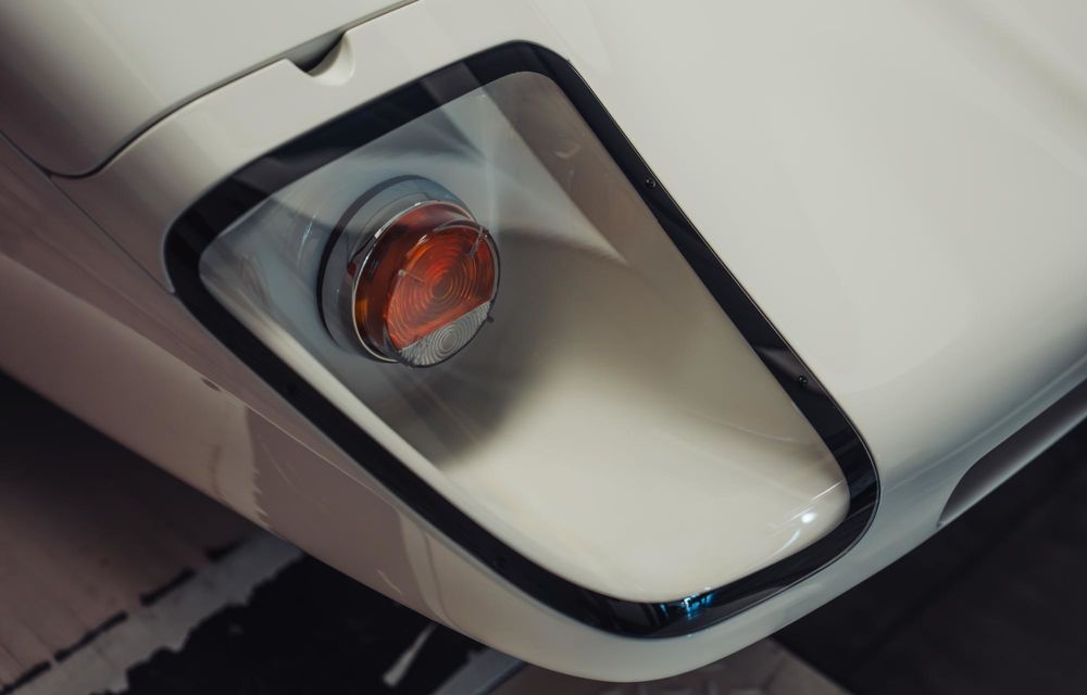 McLaren a reconstruit primul său model de stradă din istorie - Poza 27 McLaren a reconstruit primul său model de stradă din istorie - Poza 27