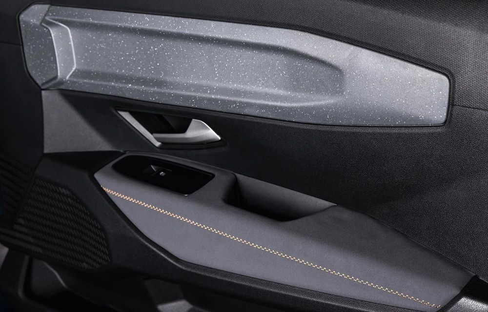 PREMIERĂ: Am văzut pe viu noua Dacia Striker. 5 lucruri esențiale+VIDEO - Poza 27 PREMIERĂ: Am văzut pe viu noua Dacia Striker. 5 lucruri esențiale+VIDEO - Poza 27