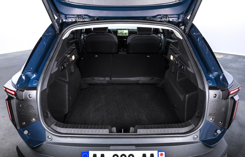 PREMIERĂ: Am văzut pe viu noua Dacia Striker. 5 lucruri esențiale+VIDEO - Poza 40 PREMIERĂ: Am văzut pe viu noua Dacia Striker. 5 lucruri esențiale+VIDEO - Poza 40