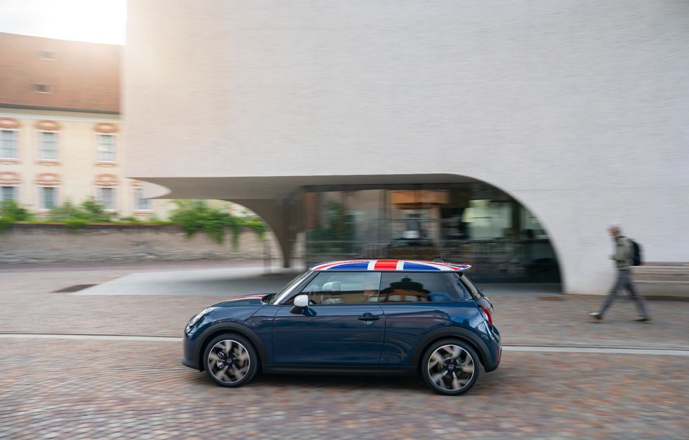 Noul Mini Cooper Oxford Edition: omagiu adus orașului unde este produs modelul - Poza 8 Noul Mini Cooper Oxford Edition: omagiu adus orașului unde este produs modelul - Poza 8