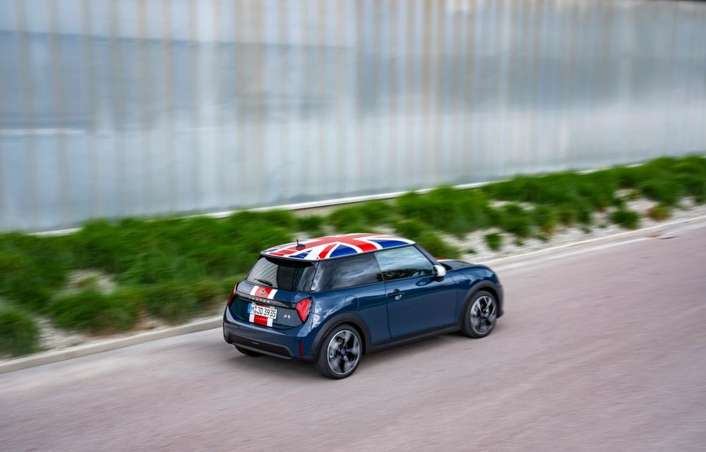 Noul Mini Cooper Oxford Edition: omagiu adus orașului unde este produs modelul - Poza 19 Noul Mini Cooper Oxford Edition: omagiu adus orașului unde este produs modelul - Poza 19