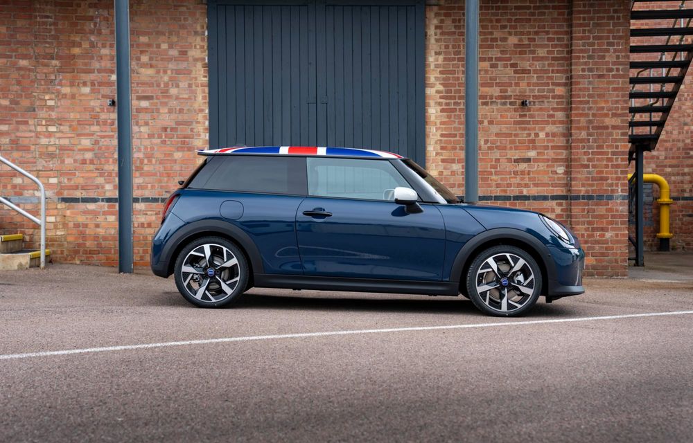 Noul Mini Cooper Oxford Edition: omagiu adus orașului unde este produs modelul - Poza 34 Noul Mini Cooper Oxford Edition: omagiu adus orașului unde este produs modelul - Poza 34