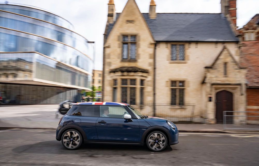 Noul Mini Cooper Oxford Edition: omagiu adus orașului unde este produs modelul - Poza 42 Noul Mini Cooper Oxford Edition: omagiu adus orașului unde este produs modelul - Poza 42