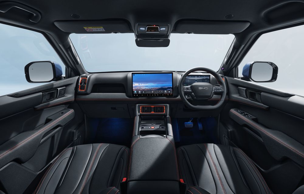 BYD Shark debutează, oficial, în Europa: pick-up PHEV cu 90 km autonomie electrică - Poza 3 BYD Shark debutează, oficial, în Europa: pick-up PHEV cu 90 km autonomie electrică - Poza 3