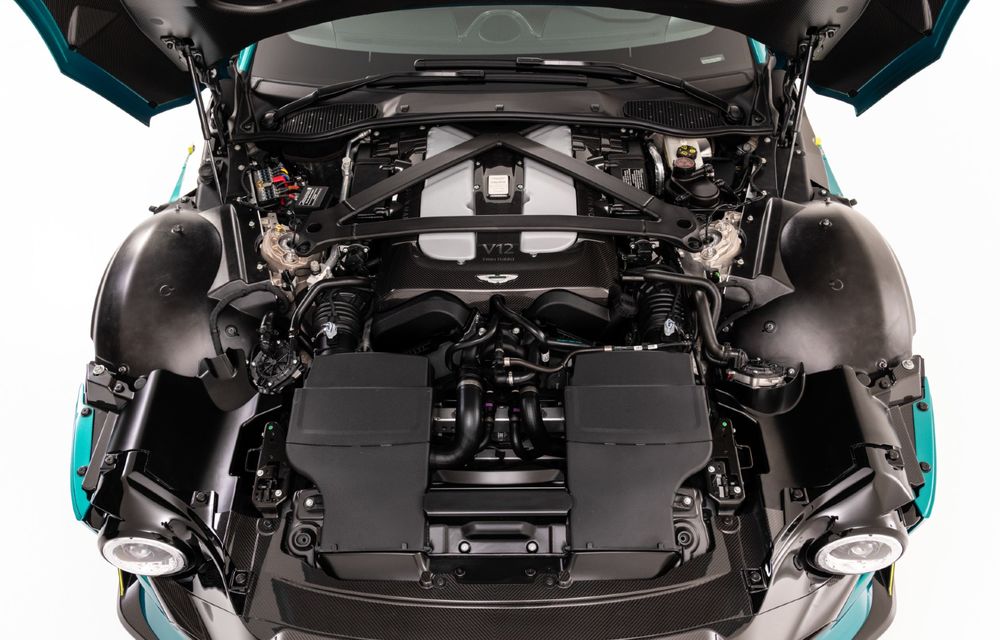 Aston Martin amână planurile sale de electrificare. Motorul V12, în gamă și după 2030 - Poza 1 Aston Martin amână planurile sale de electrificare. Motorul V12, în gamă și după 2030 - Poza 1