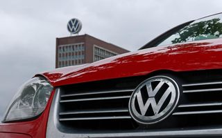 Volkswagen ia în calcul concedierea a încă 50.000 de angajați. Reducerile ar putea ajunge la 100.000 de locuri de muncă Volkswagen ia în calcul concedierea a încă 50.000 de angajați. Reducerile ar putea ajunge la 100.000 de locuri de muncă