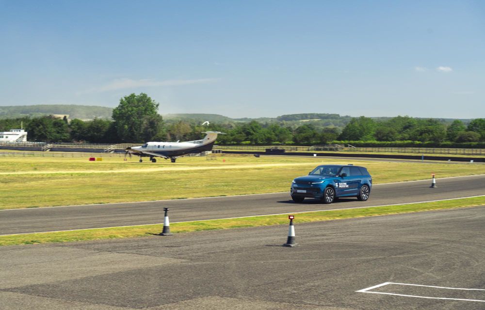 Primele imagini cu noul Range Rover Sport Electric - Poza 16