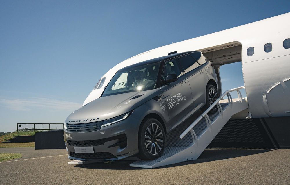 Primele imagini cu noul Range Rover Sport Electric - Poza 24