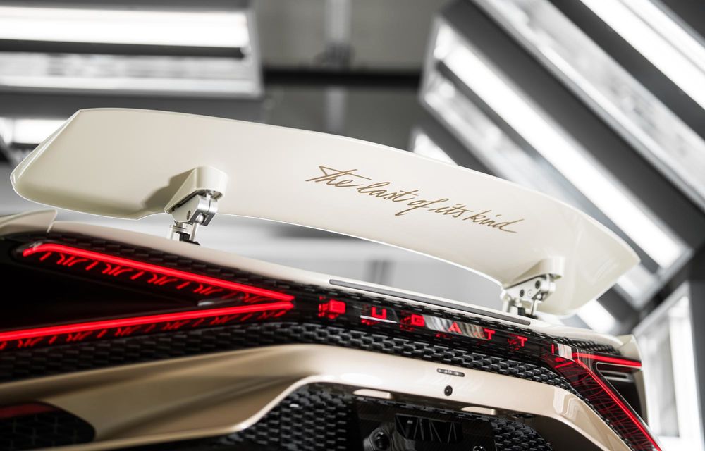 Sfârșit de epocă: Bugatti a produs ultimul său model cu motor W16 - Poza 6 Sfârșit de epocă: Bugatti a produs ultimul său model cu motor W16 - Poza 6