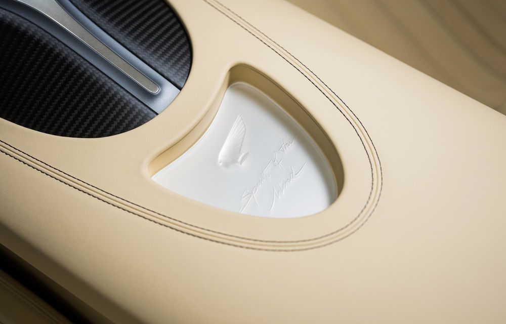 Sfârșit de epocă: Bugatti a produs ultimul său model cu motor W16 - Poza 10 Sfârșit de epocă: Bugatti a produs ultimul său model cu motor W16 - Poza 10