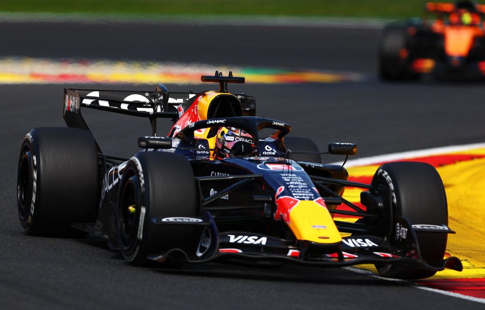 F1: Kimi Antonelli câștigă în Belgia. George Russell abandonează în primul tur - Poza 4 F1: Kimi Antonelli câștigă în Belgia. George Russell abandonează în primul tur - Poza 4