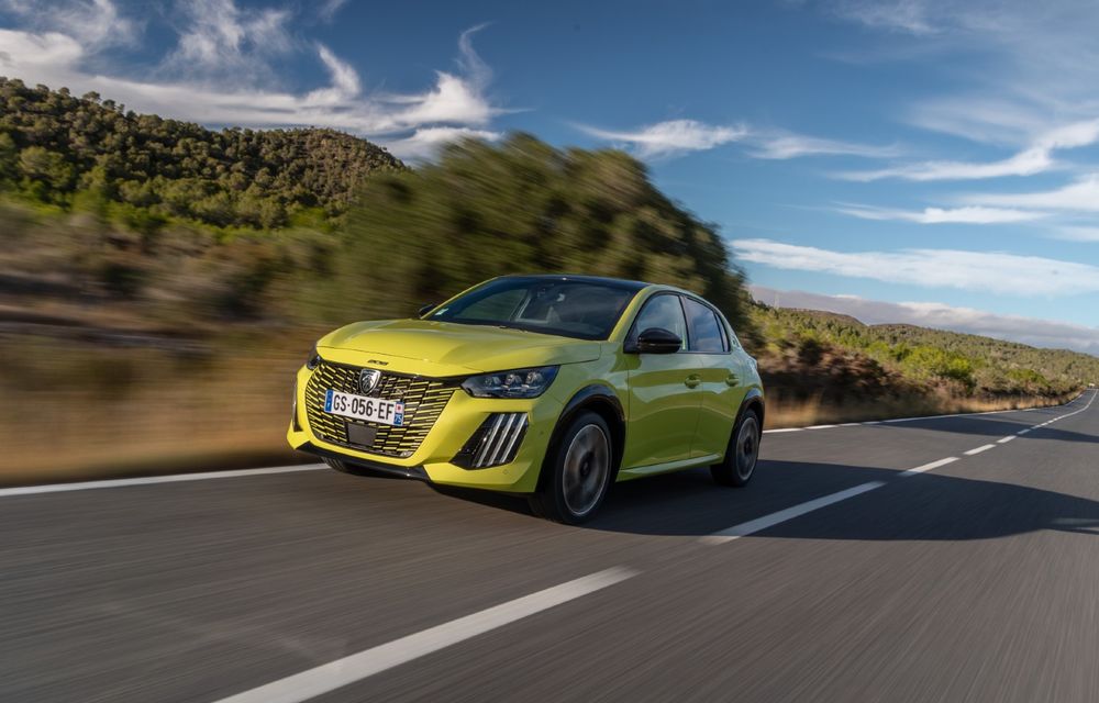 Peugeot 208: versiunea cu motor termic va fi produsă și după 2030 - Poza 1 Peugeot 208: versiunea cu motor termic va fi produsă și după 2030 - Poza 1