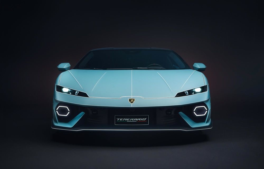 Lamborghini Temerario Ad Personam: exemplare cu vopsea inspirată de primele schițe - Poza 6 Lamborghini Temerario Ad Personam: exemplare cu vopsea inspirată de primele schițe - Poza 6
