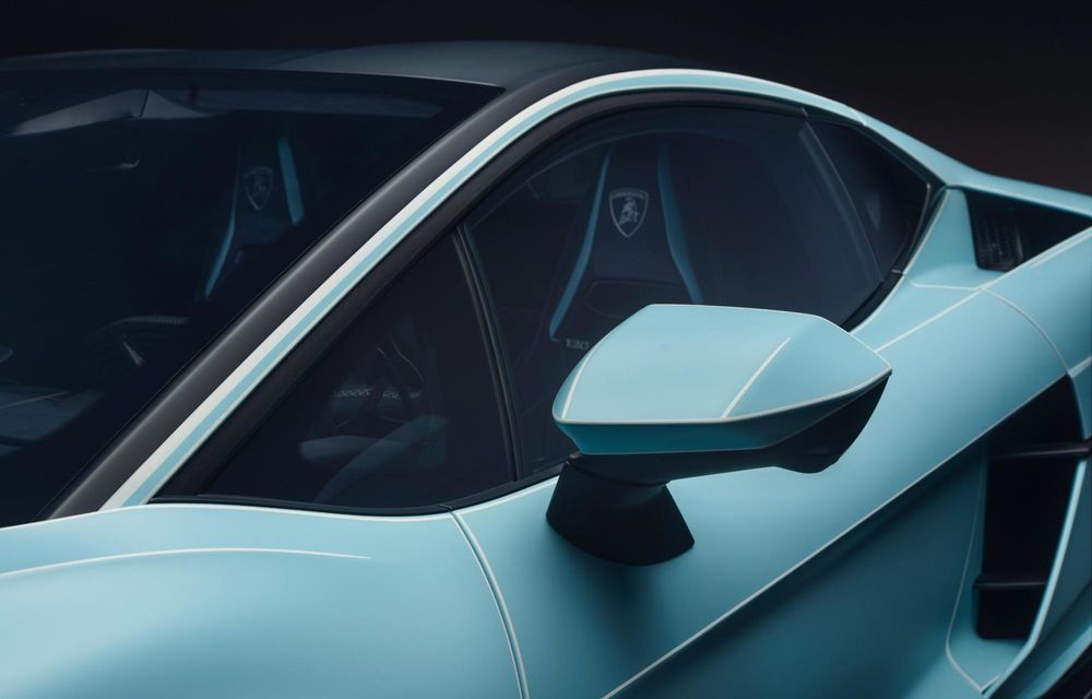 Lamborghini Temerario Ad Personam: exemplare cu vopsea inspirată de primele schițe - Poza 9 Lamborghini Temerario Ad Personam: exemplare cu vopsea inspirată de primele schițe - Poza 9