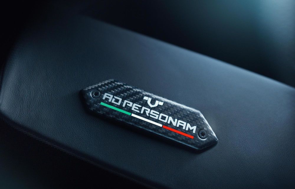 Lamborghini Temerario Ad Personam: exemplare cu vopsea inspirată de primele schițe - Poza 14 Lamborghini Temerario Ad Personam: exemplare cu vopsea inspirată de primele schițe - Poza 14