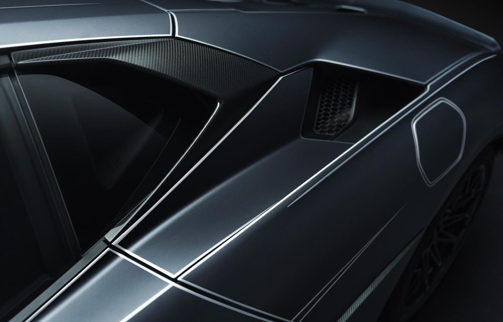 Lamborghini Temerario Ad Personam: exemplare cu vopsea inspirată de primele schițe - Poza 15 Lamborghini Temerario Ad Personam: exemplare cu vopsea inspirată de primele schițe - Poza 15