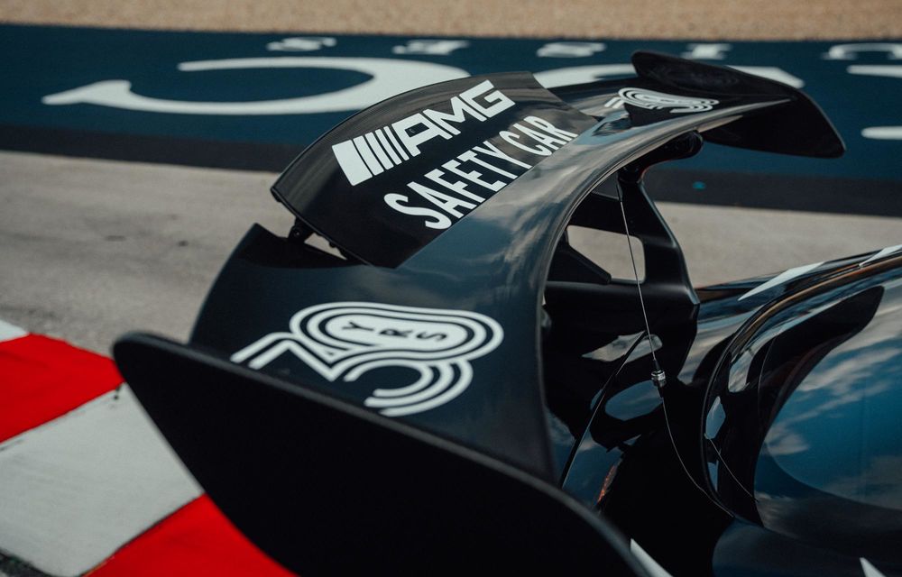 Formula 1 are un Safety Car nou: Mercedes-AMG GT 63 Pro 4Matic+ - Poza 7 Formula 1 are un Safety Car nou: Mercedes-AMG GT 63 Pro 4Matic+ - Poza 7