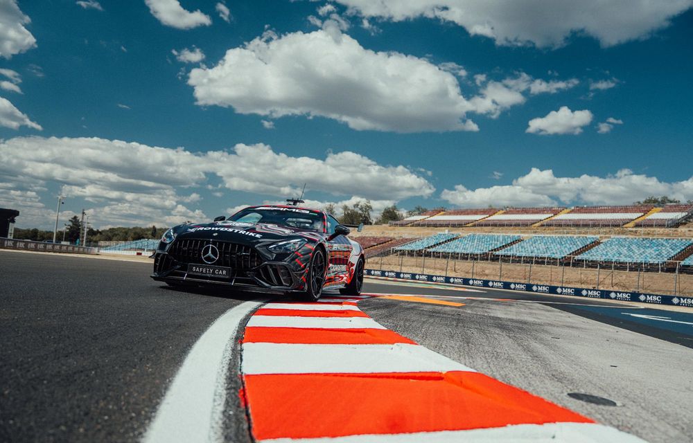 Formula 1 are un Safety Car nou: Mercedes-AMG GT 63 Pro 4Matic+ - Poza 8 Formula 1 are un Safety Car nou: Mercedes-AMG GT 63 Pro 4Matic+ - Poza 8