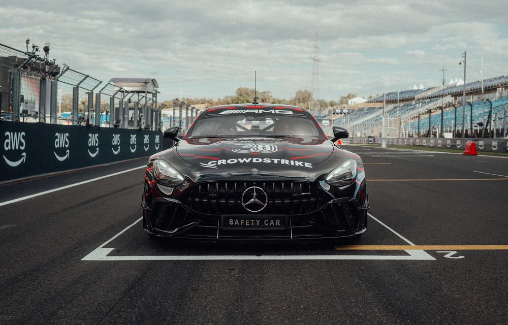 Formula 1 are un Safety Car nou: Mercedes-AMG GT 63 Pro 4Matic+ - Poza 12 Formula 1 are un Safety Car nou: Mercedes-AMG GT 63 Pro 4Matic+ - Poza 12