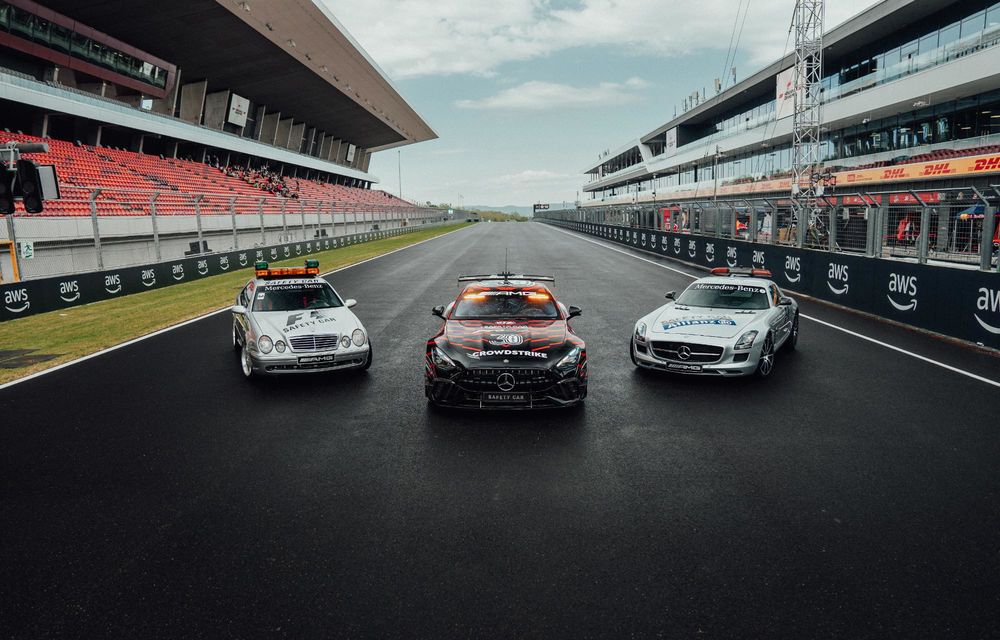 Formula 1 are un Safety Car nou: Mercedes-AMG GT 63 Pro 4Matic+ - Poza 15 Formula 1 are un Safety Car nou: Mercedes-AMG GT 63 Pro 4Matic+ - Poza 15