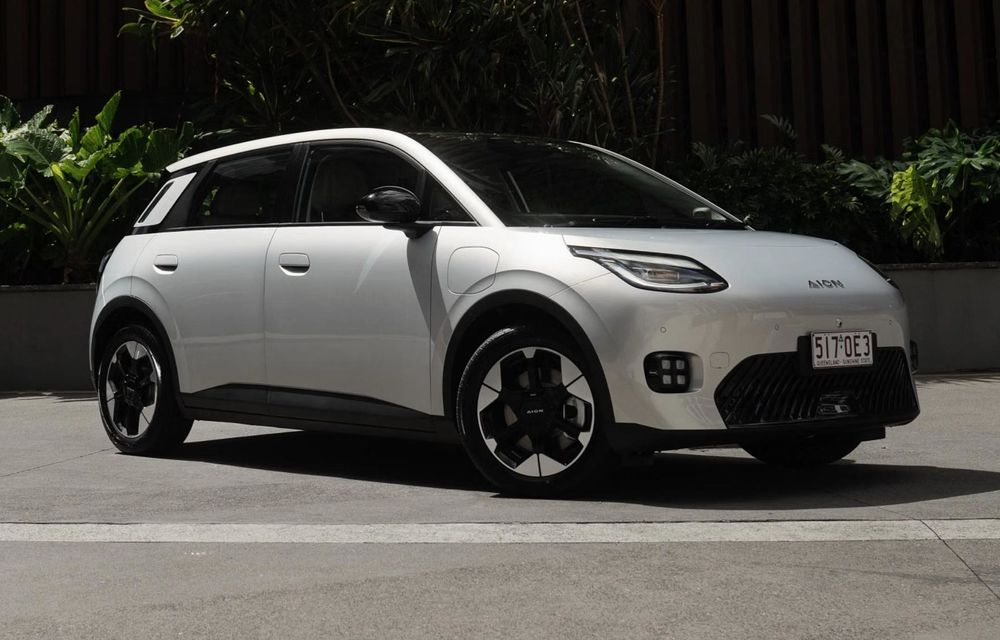 Chinezii de la GAC AION debutează pe piața din România cu două modele electrice - Poza 19 Chinezii de la GAC AION debutează pe piața din România cu două modele electrice - Poza 19