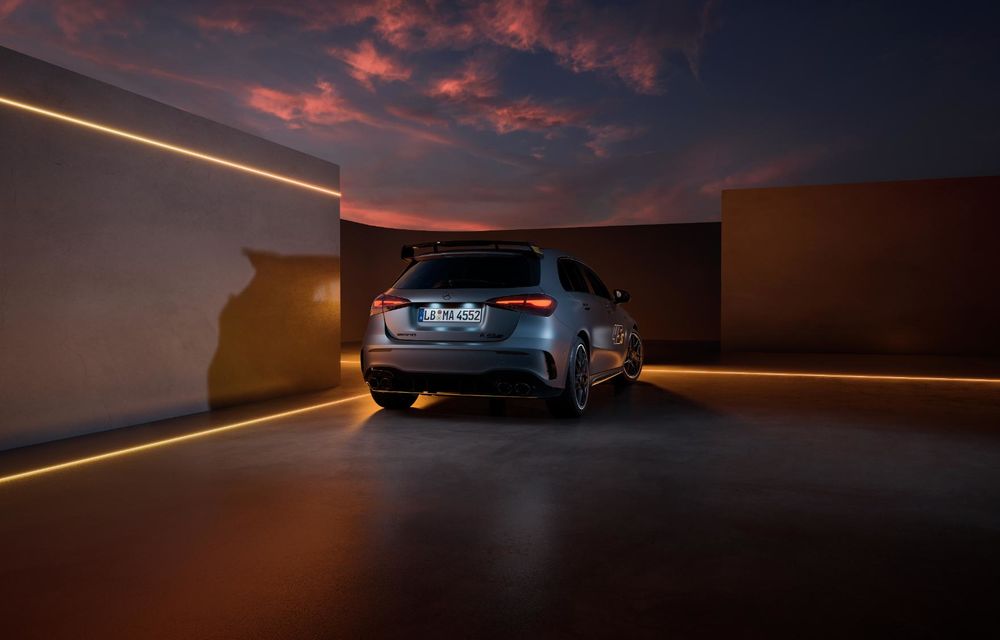 Mercedes-Benz: ediție de adio pentru AMG A 45 S - Poza 2