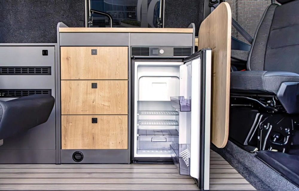 Noul Nissan Interstar-e, transformat într-un camper electric: autonomie de 410 km - Poza 23 Noul Nissan Interstar-e, transformat într-un camper electric: autonomie de 410 km - Poza 23
