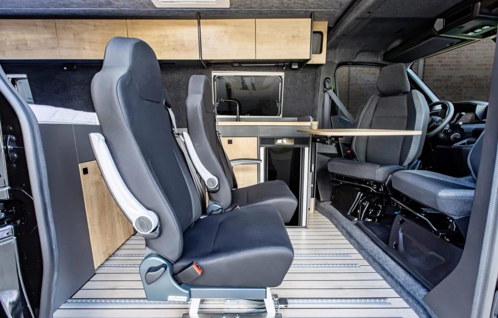 Noul Nissan Interstar-e, transformat într-un camper electric: autonomie de 410 km - Poza 24 Noul Nissan Interstar-e, transformat într-un camper electric: autonomie de 410 km - Poza 24