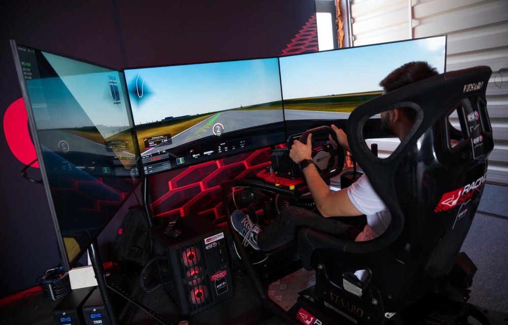 REPORTAJ: 50 de ani de GTI: experiență pe circuit cu cel mai puternic Golf GTI construit vreodată - Poza 18