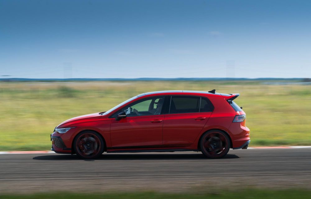 REPORTAJ: 50 de ani de GTI: experiență pe circuit cu cel mai puternic Golf GTI construit vreodată - Poza 25