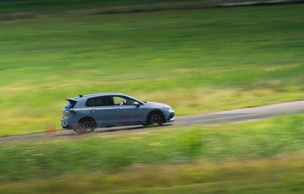 REPORTAJ: 50 de ani de GTI: experiență pe circuit cu cel mai puternic Golf GTI construit vreodată - Poza 33